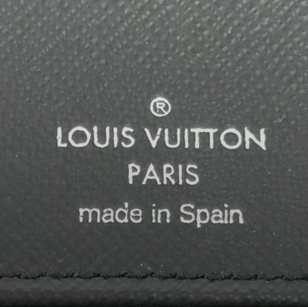 Louis Vuitton Damier Graphite Zippy Wallet/ Unisex